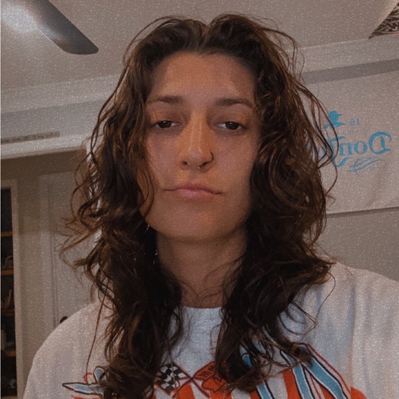 Meet your Posher, Taylor - Picture 7 of 10